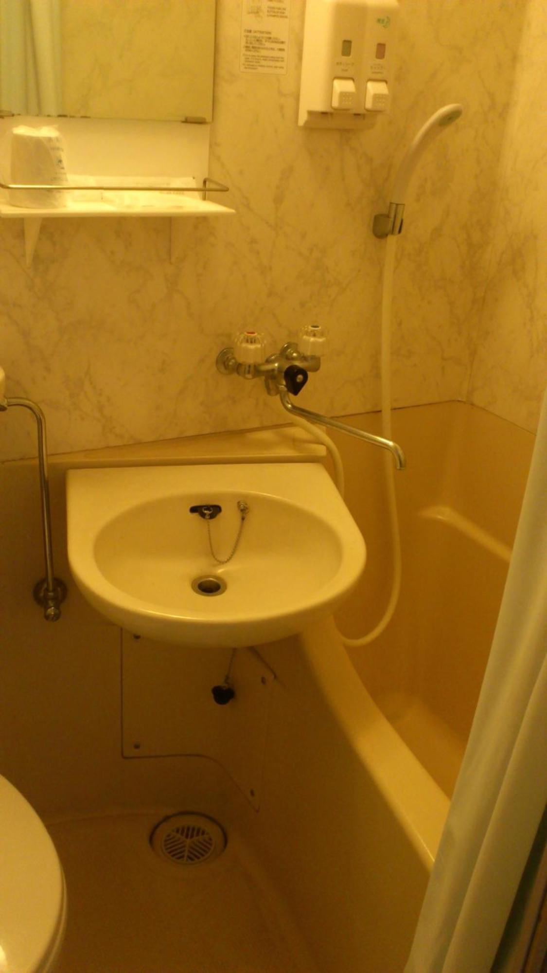 Business Hotel Motonakano Tomakomai Esterno foto