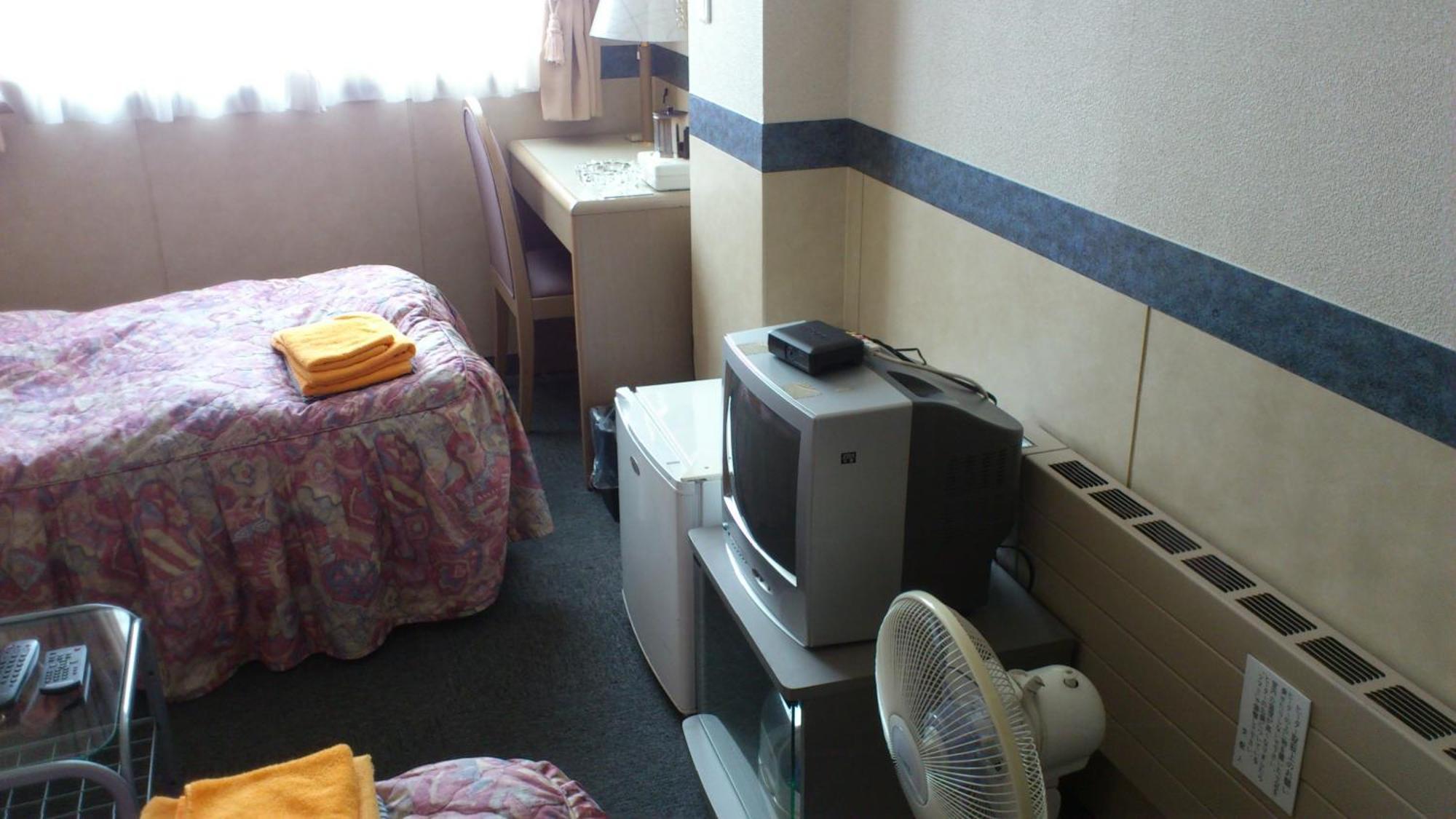 Business Hotel Motonakano Tomakomai Esterno foto