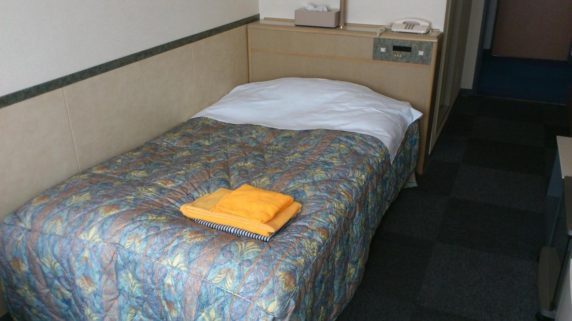 Business Hotel Motonakano Tomakomai Esterno foto