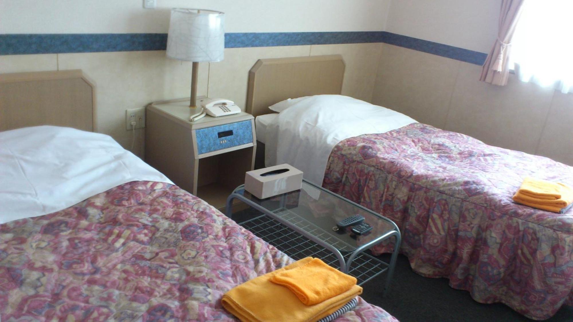 Business Hotel Motonakano Tomakomai Esterno foto